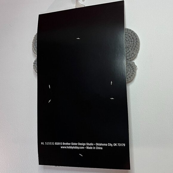 Brother Sister Design Studio Crochet Baby Elephant Newborn Set - NWT - Picture 3 of 3